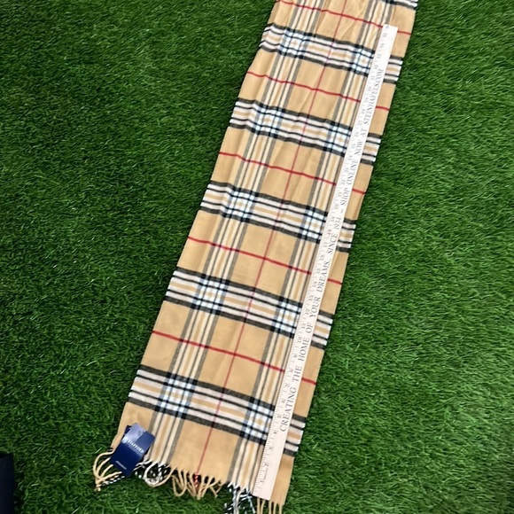 Men’s Stafford Essentials- Camel Plaid Scarf - Picture 4 of 4